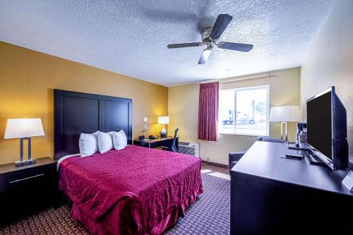 Rodeway Inn & Suites Monticello - image 2