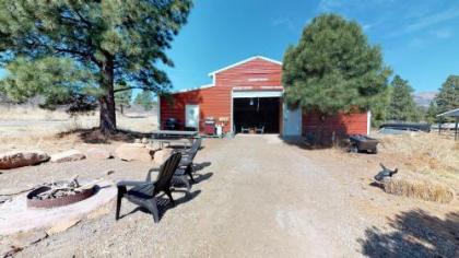 Stunning Duke Barn Cabin Suite monticello