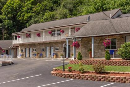 Budget Inn Watkins Glen montour Falls