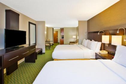 Holiday Inn Express Hotel & Suites Bryan-Montpelier an IHG Hotel - image 10