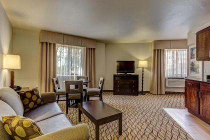 Holiday Inn Express Hotel & Suites Montrose - Townsend an IHG Hotel - image 7