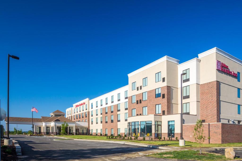 Hilton Garden Inn Pittsburgh Airport - image 5