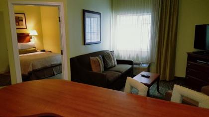 Candlewood Suites Oklahoma City-Moore - image 15