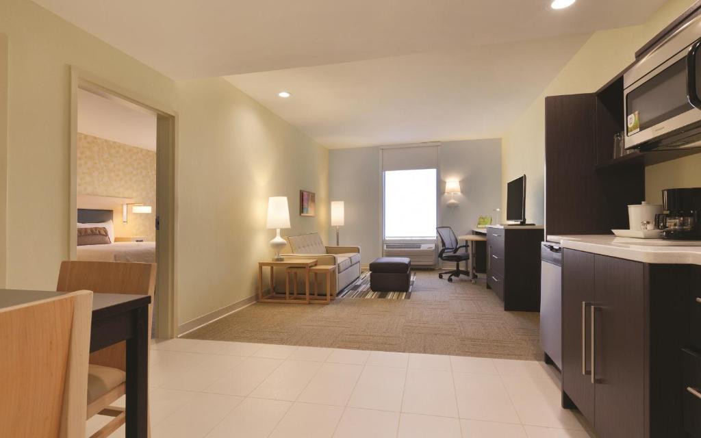 Home2 Suites by Hilton Oklahoma City South - image 5