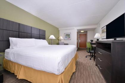 Holiday Inn Express Hotel & Suites Mooresville - Lake Norman an IHG Hotel - image 11