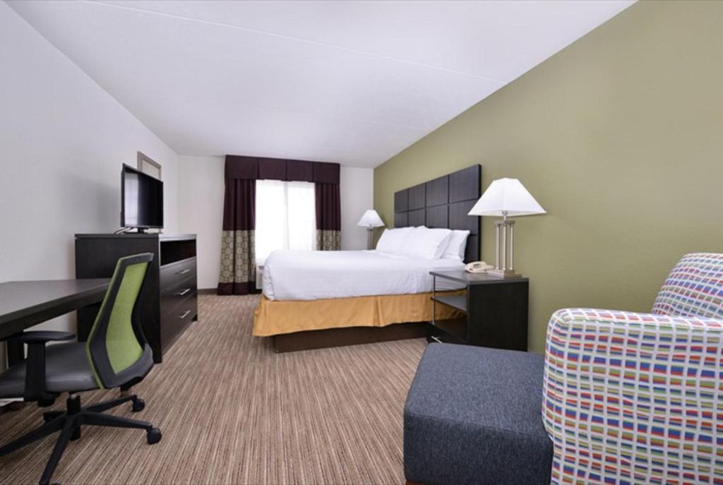 Holiday Inn Express Hotel & Suites Mooresville - Lake Norman an IHG Hotel - image 4