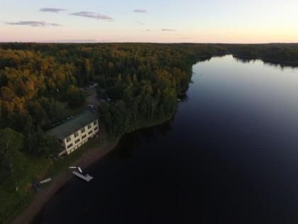 Hanging Horn Lakeside Resort Minnesota