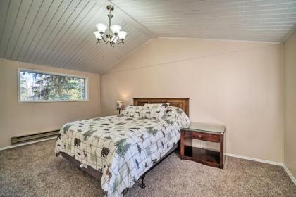 Peaceful Mountain-View Home - Walk to Kenai Lake! - image 12