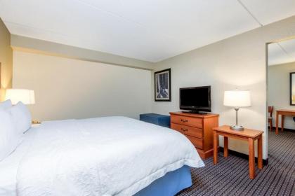 Hampton Inn Morehead City - image 4