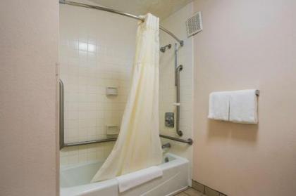 Quality Hotel Morehead City near Atlantic Beach - image 15