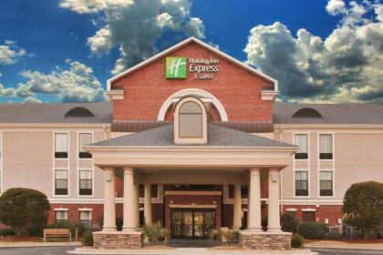 Holiday Inn Express Hotel & Suites Morehead City - image 3