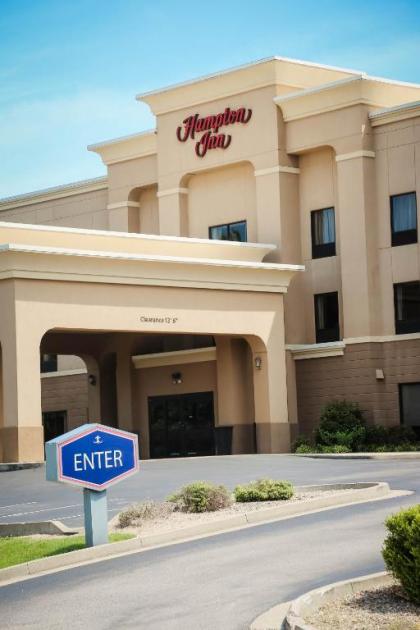 Hampton Inn Morehead - image 2