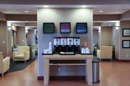 Hampton Inn Morehead - image 7