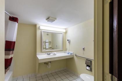 Red Roof Inn Morehead - image 6