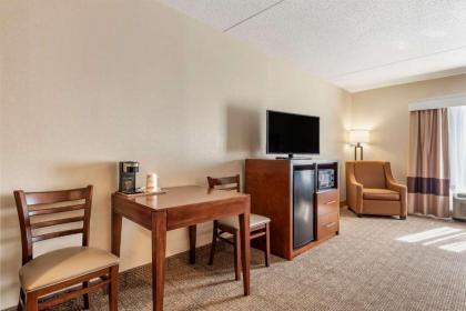 Comfort Inn & Suites Morehead - image 9