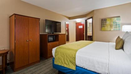 Best Western Eagles Inn - image 8