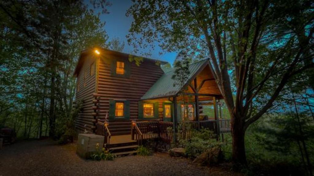 Cabin Sweet Cabin by Escape to Blue Ridge - image 2