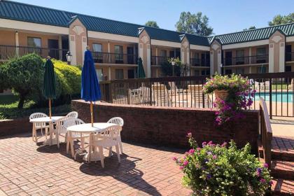 Quality Inn Morganton - image 14