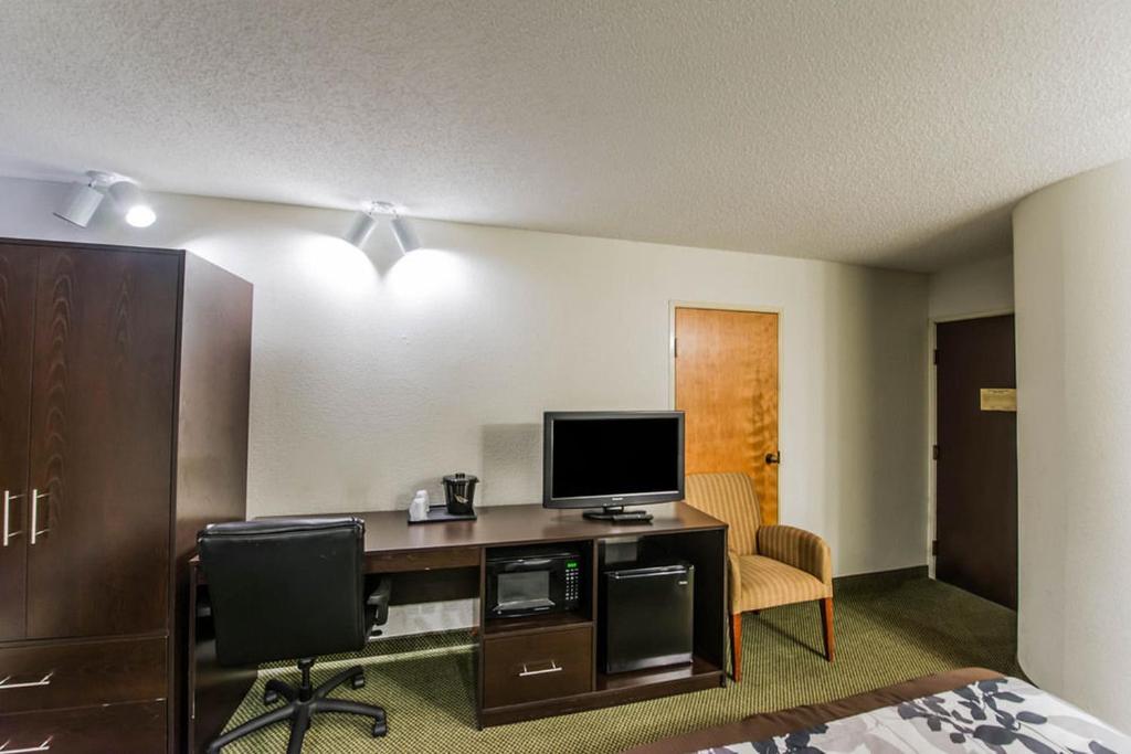 Sleep Inn Morganton - image 3