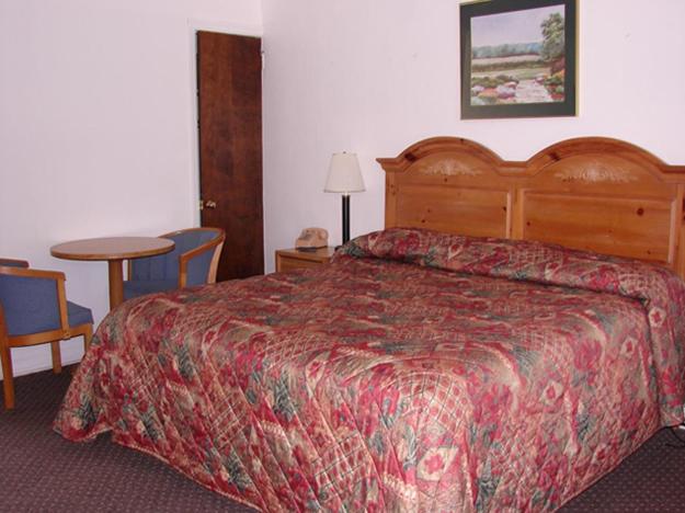 Red Carpet Inn & Suites Morgantown - image 7