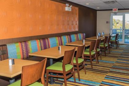 Fairfield Inn by Marriott Morgantown - image 9