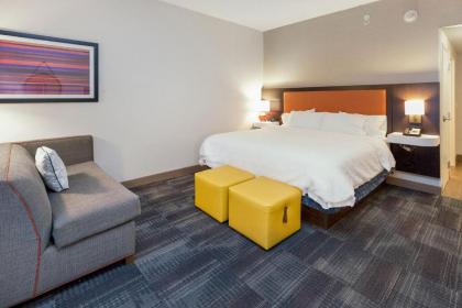 Hampton Inn & Suites Morgantown / University Town Centre - image 14