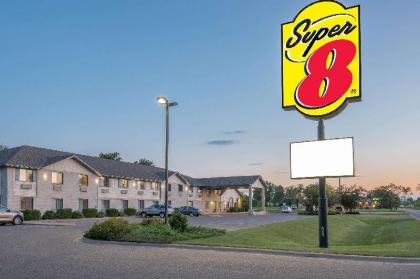 Super 8 by Wyndham Morris - image 14