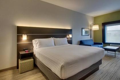 Holiday Inn Express Hotel & Suites Morris an IHG Hotel - image 11