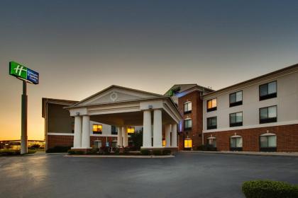 Holiday Inn Express Hotel & Suites Morris an IHG Hotel - image 8