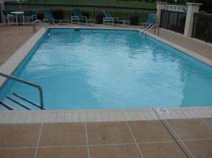 Hampton Inn Morristown - image 11