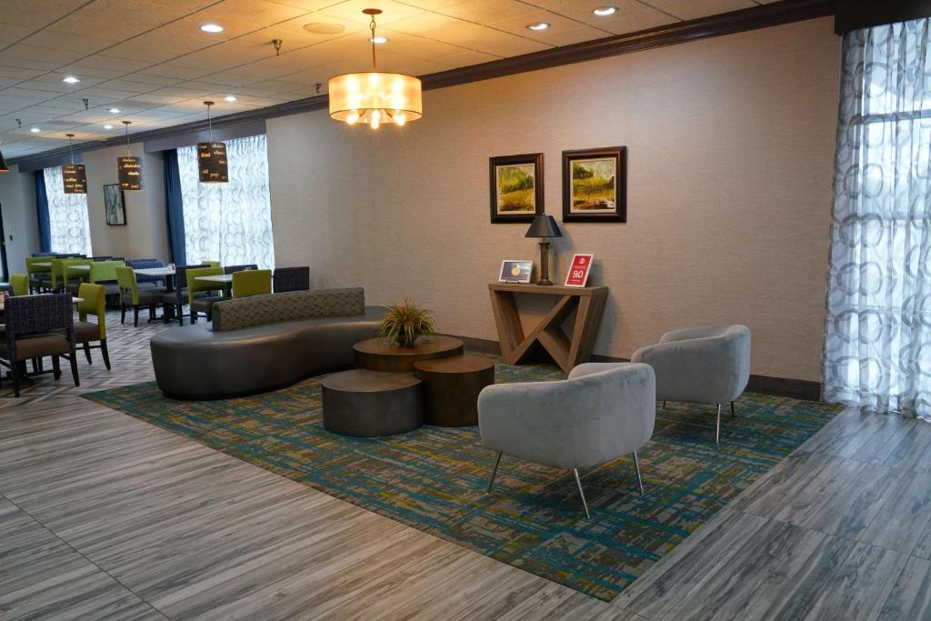 Best Western Plus Morristown Conference Center - image 6