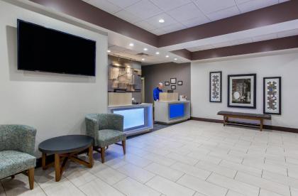 Holiday Inn Express & Suites Morristown an IHG Hotel - image 8