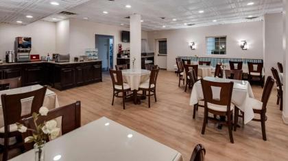 Best Western PLUS Morristown Inn - image 15