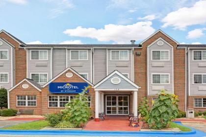 Microtel Inn by Wyndham Raleigh-Durham Airport - image 12