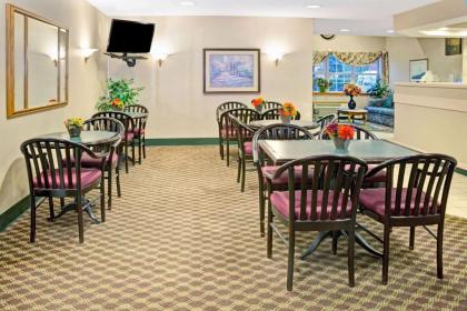 Microtel Inn by Wyndham Raleigh-Durham Airport - image 15