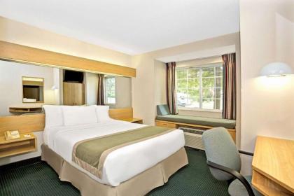 Microtel Inn by Wyndham Raleigh-Durham Airport - image 2