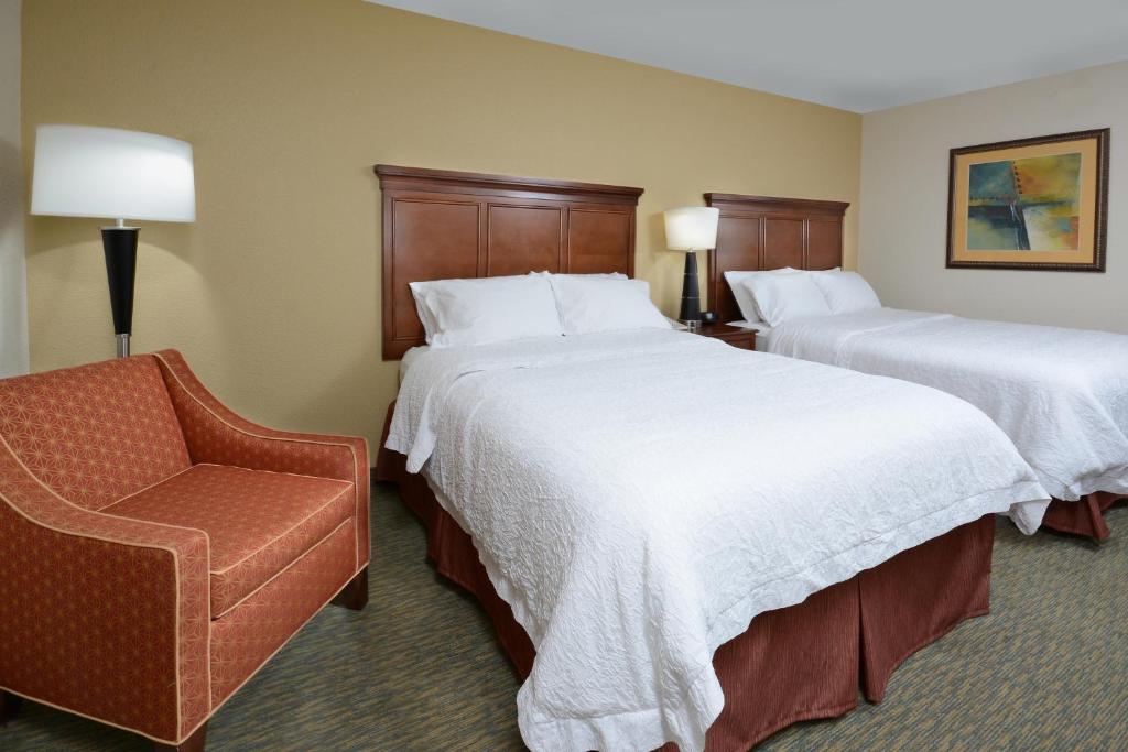 Hampton Inn Raleigh/Durham Airport - image 2