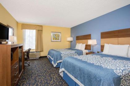 Days Inn by Wyndham Raleigh-Airport-Research Triangle Park - image 3