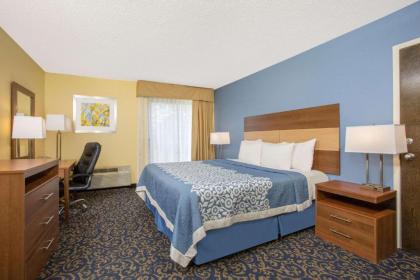 Days Inn by Wyndham Raleigh-Airport-Research Triangle Park - image 4