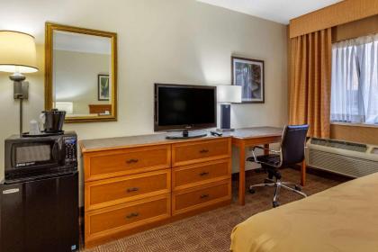 Quality Inn & Suites Raleigh Durham Airport - image 13