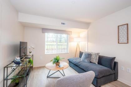 Viagem 2BR with In Unit Laundry & Parking near RTP