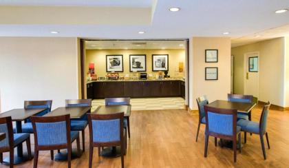 Hampton Inn Hotel Atlanta-Southlake - image 19