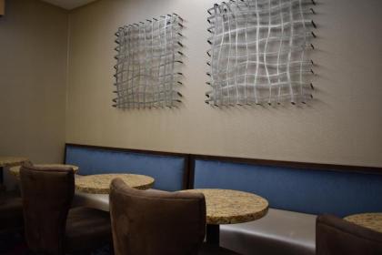 Best Western Southlake Inn - image 12