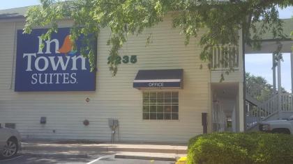 InTown Suites Extended Stay Select- Atlanta -Morrow - image 2