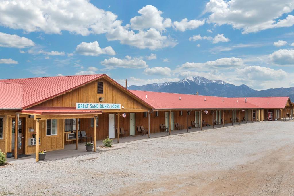 Great Sand Dunes Lodge - image 2