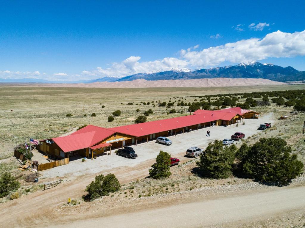 Great Sand Dunes Lodge - image 4