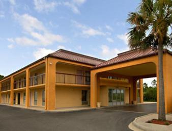 Days Inn by Wyndham Moss Point Pascagoula - main image