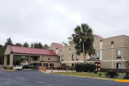 Red Roof Inn Moss Point - image 4