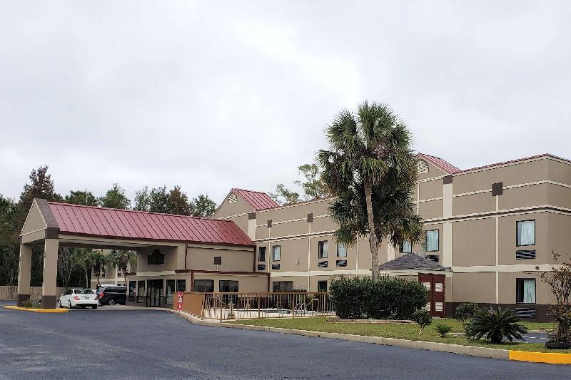 Red Roof Inn Moss Point - image 6