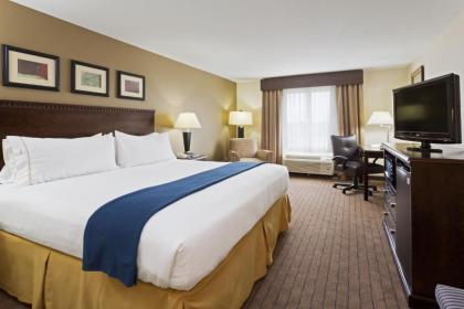 Holiday Inn Express & Suites Moultrie an IHG Hotel - image 10